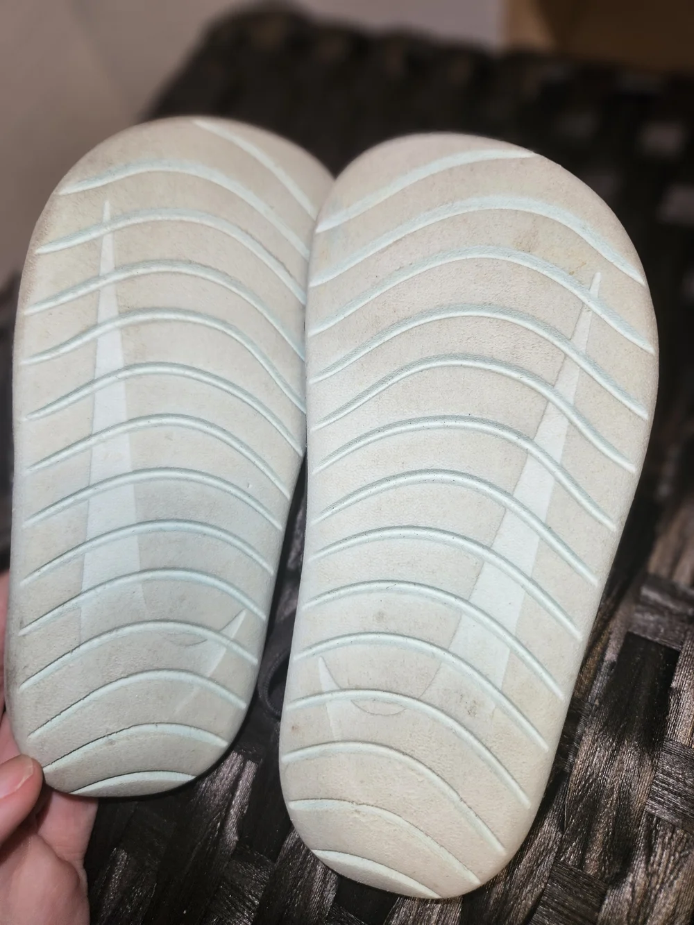 Nike kids slides